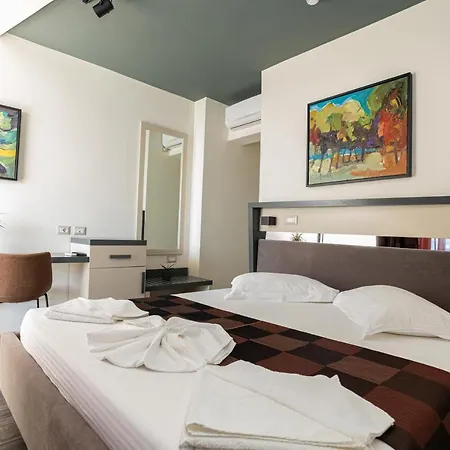 Picasso Hotel 4*