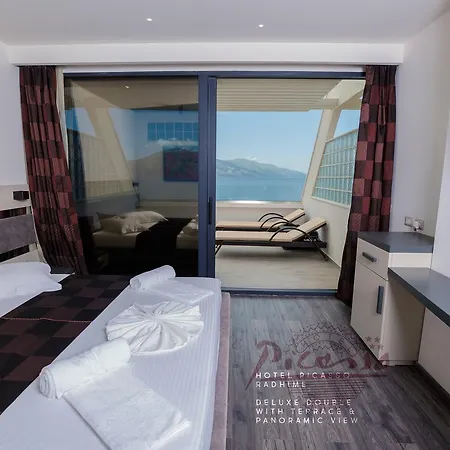 מלון Picasso Radhimë